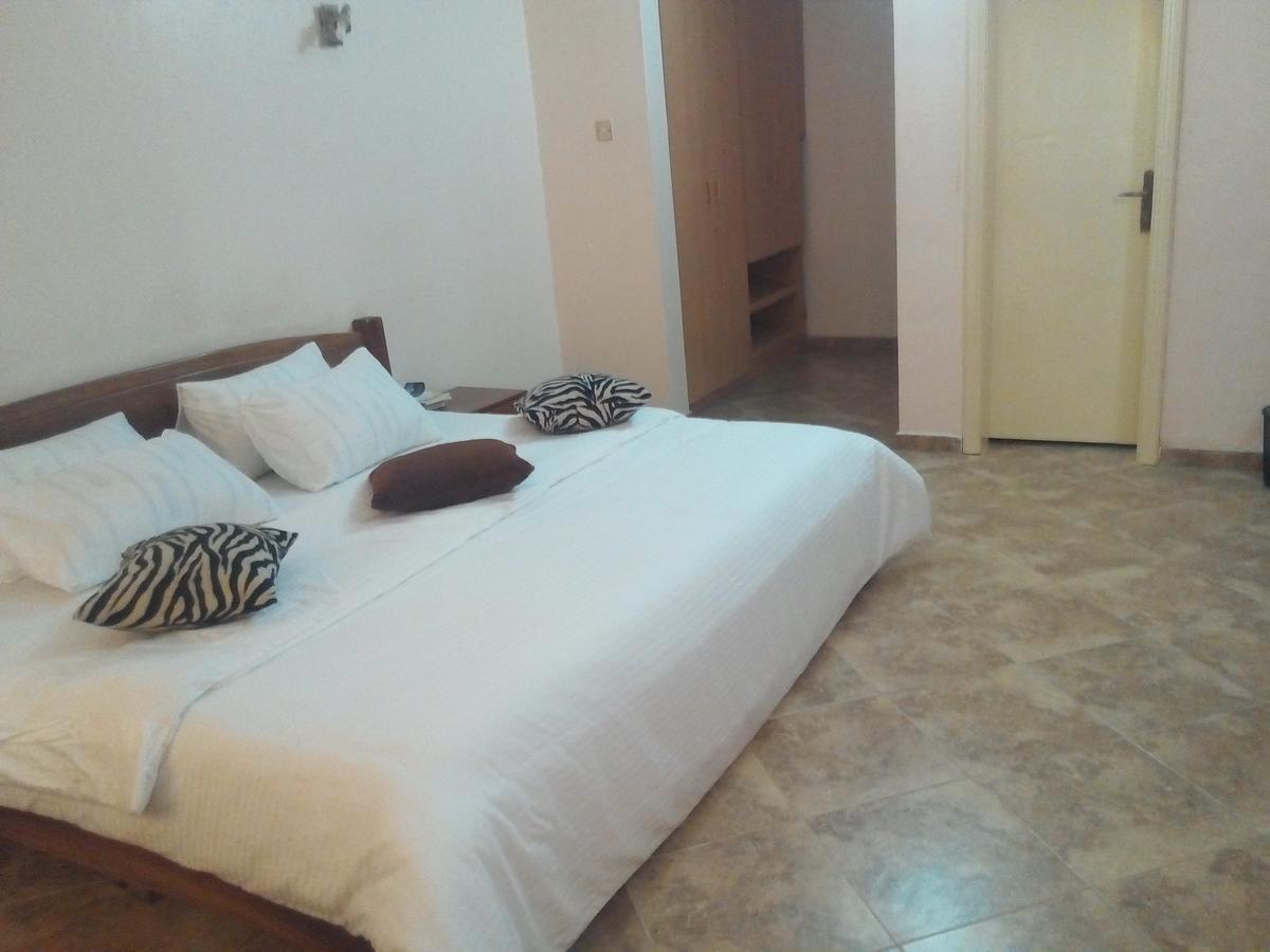 Orchid Hotel Asaba Exteriör bild
